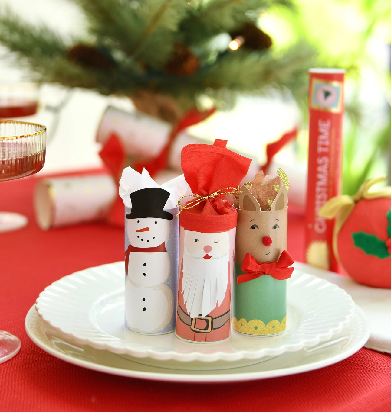 Christmas Tabletop Surprise Favors