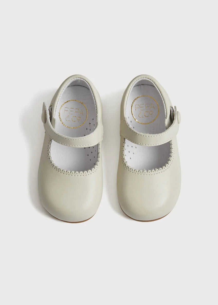 Mary Jane Leather Baby Shoes in Ivory