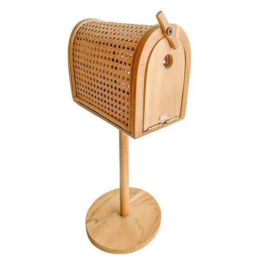 Poppie Mail Box