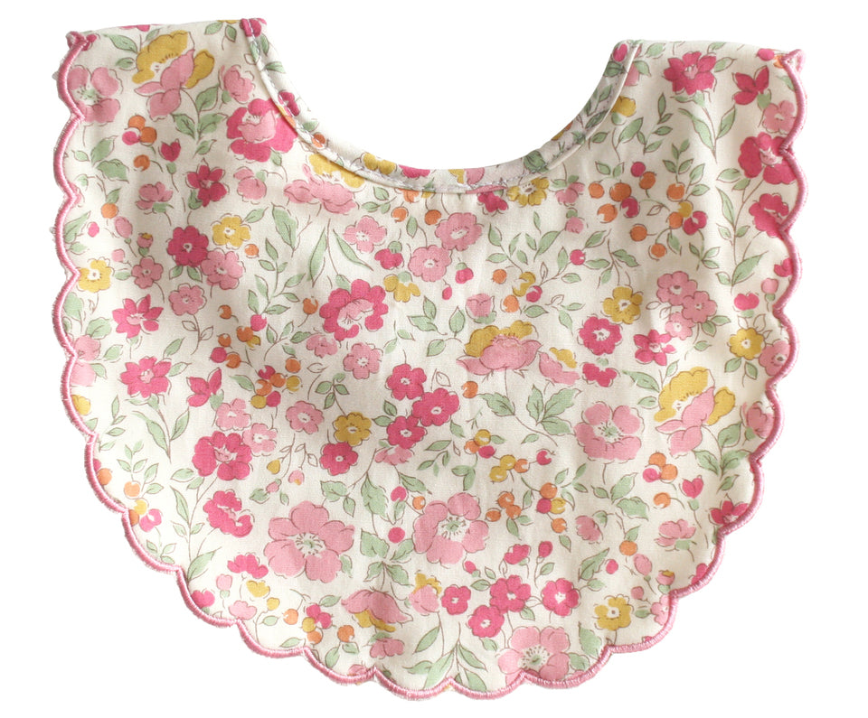 Alimrose Scallop Bib - Rose Garden Jojo Mommy Dallas Texas Baby Boutique