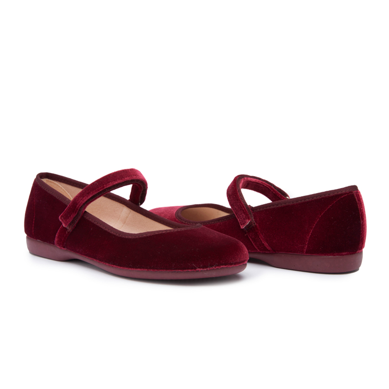 Children Chic Classic Velvet Mary Janes in Burgundy