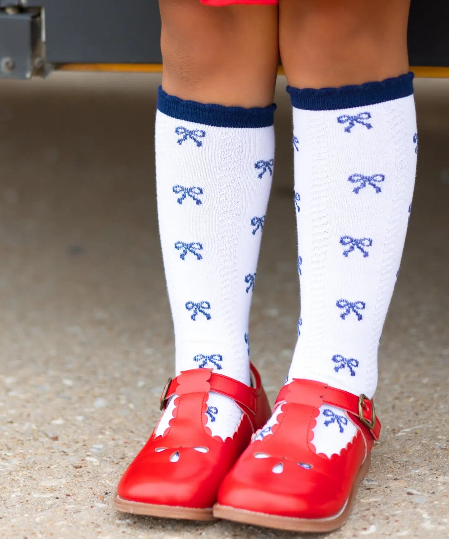 Navy Bow Scalloped Knee High Socks
