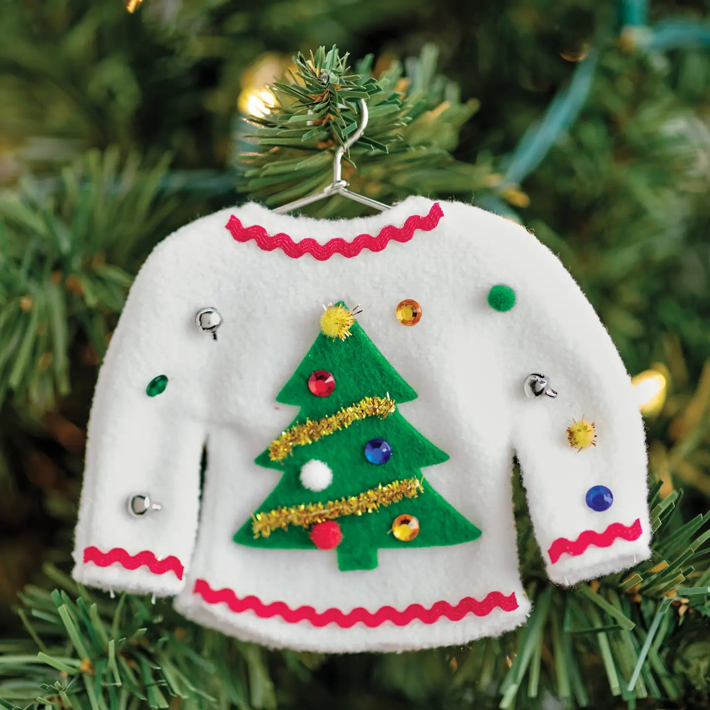 Faber-Castell Decorate Sweater Holiday Ornaments