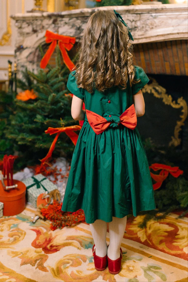 Antionette Paris Perla Green Smocked Dress