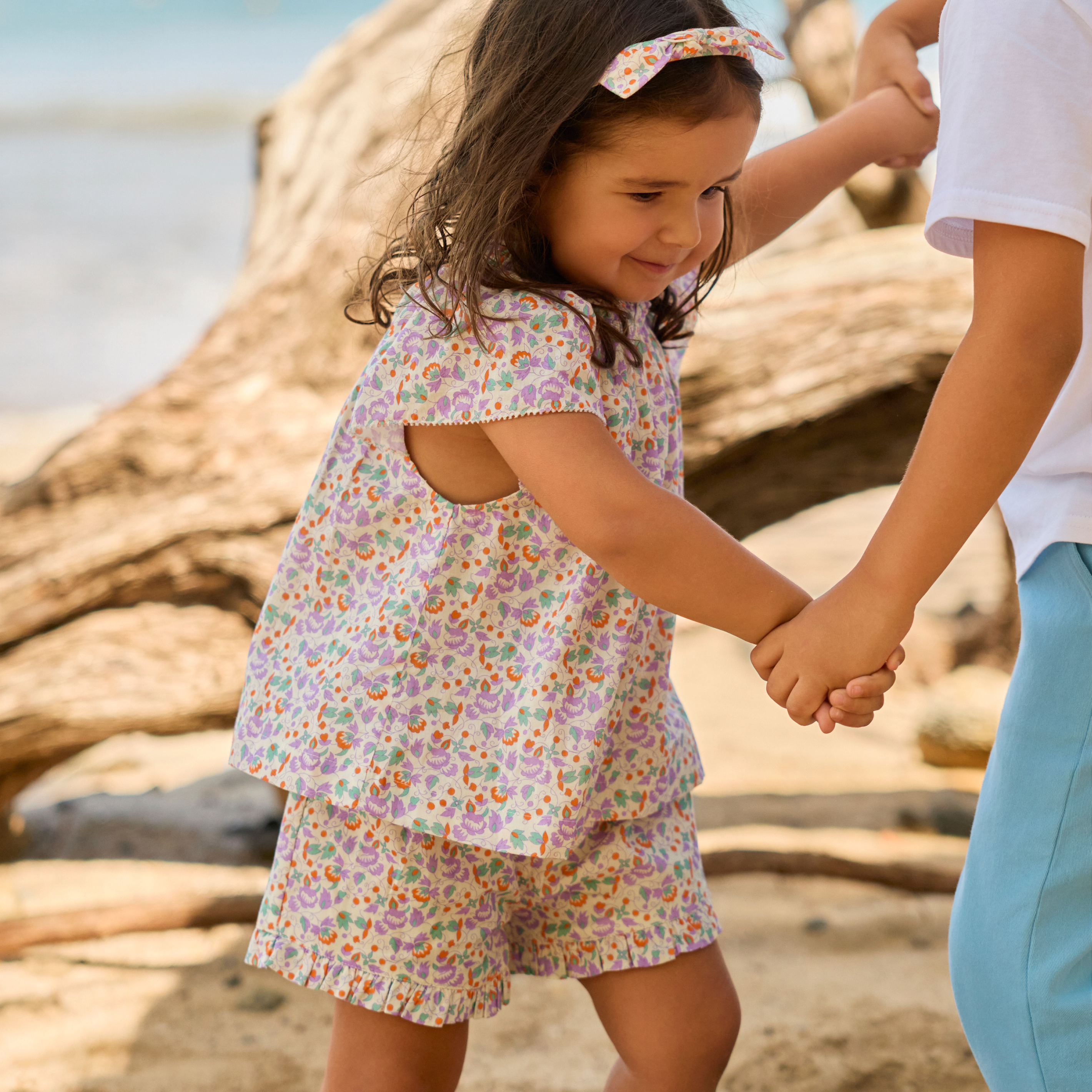 Minnow Girls Orchid Floral Flutter Sleeve Tank Set