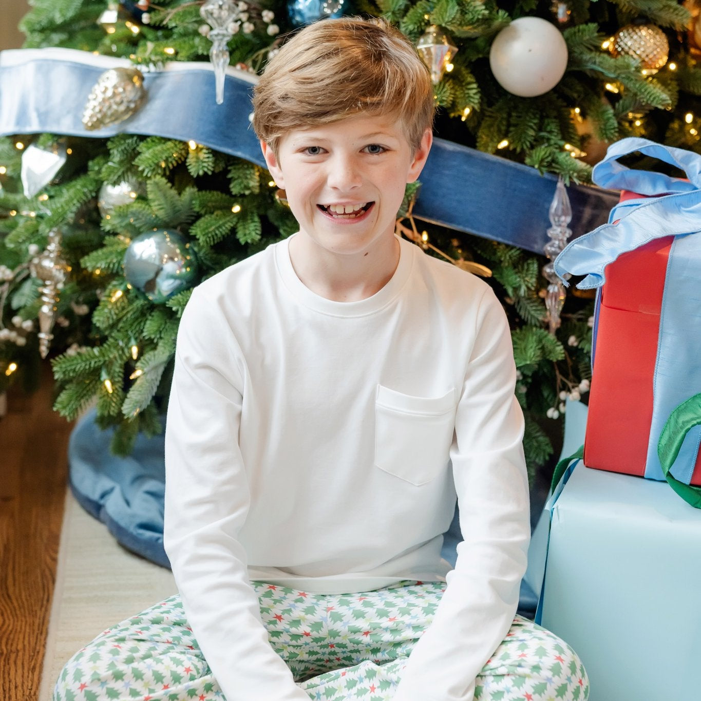 Lila and Hayes Beckett Boys' Hangout Pant - Tree Topper Stars