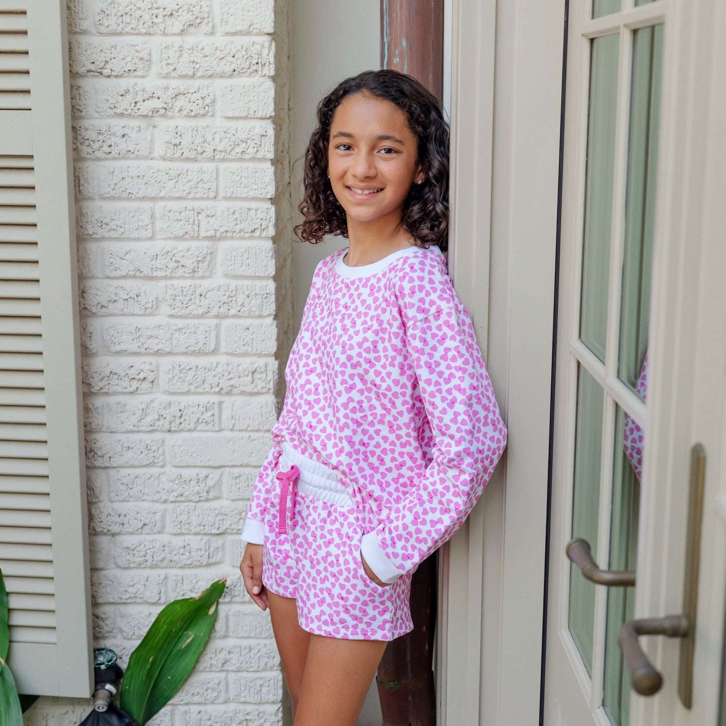 Stella Girls' Sweatshirt Short Set - Confetti Hearts Pink