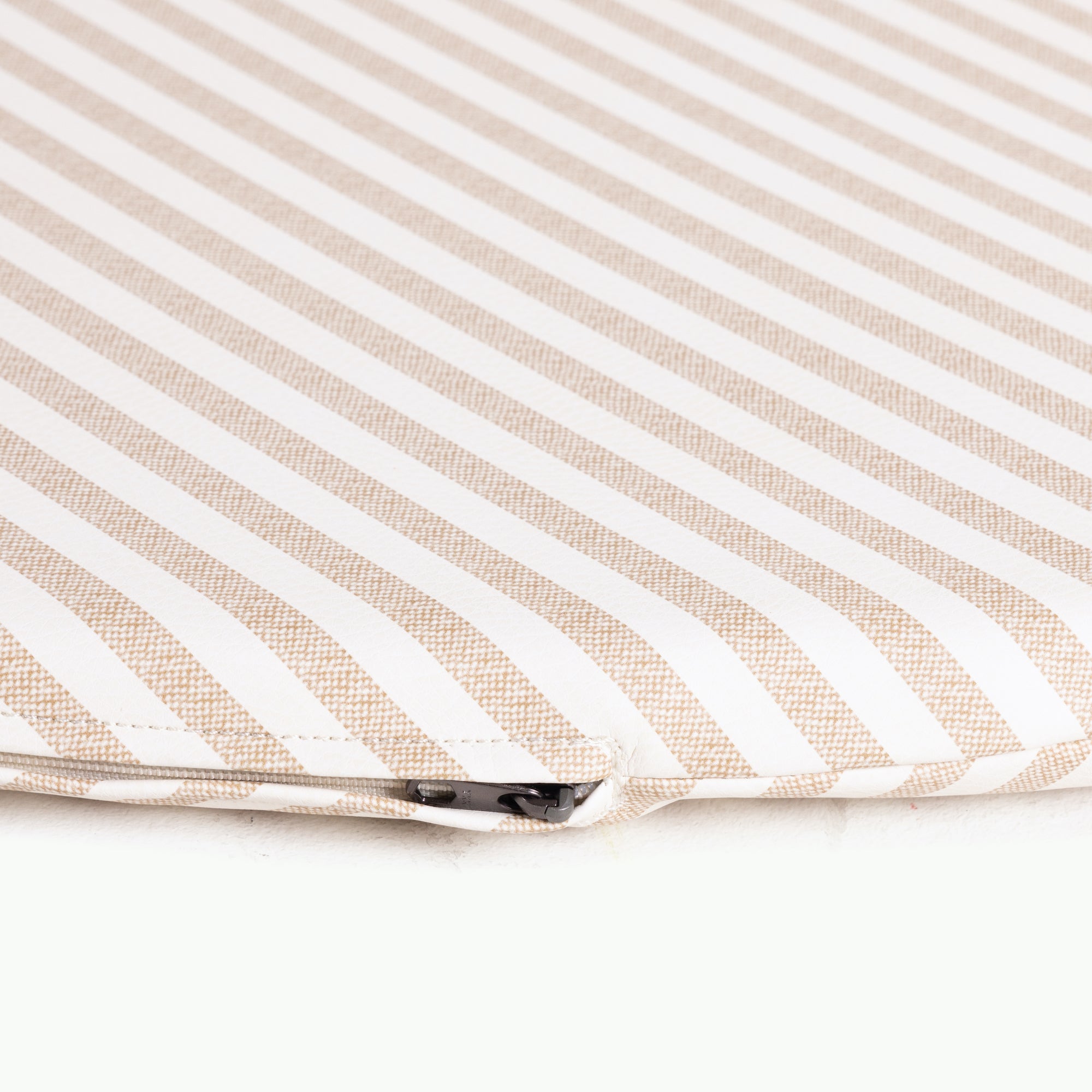 Cafe Stripe Padded Circle 