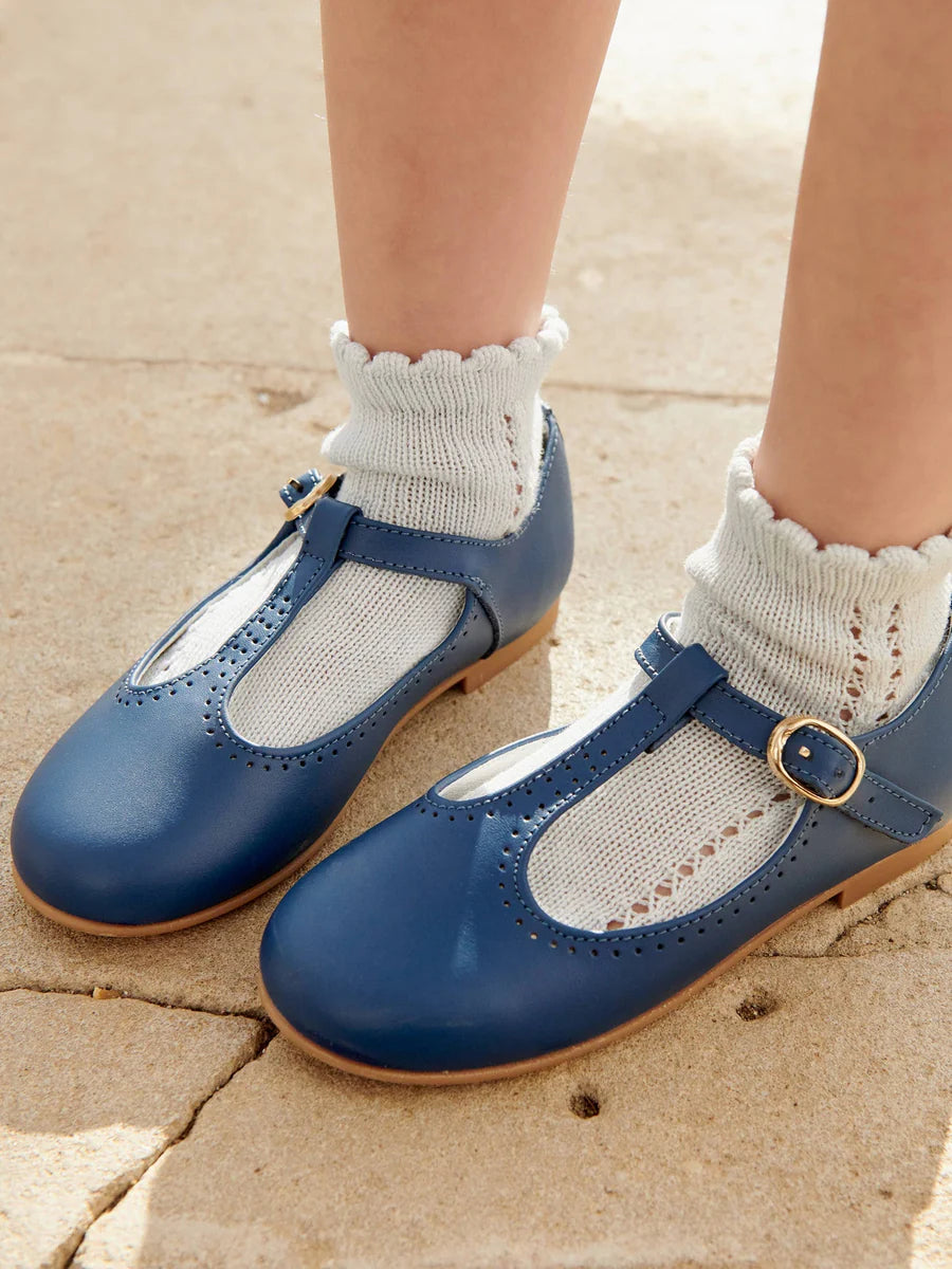 La Coqueta Openwork Short Girl Socks  - Off White