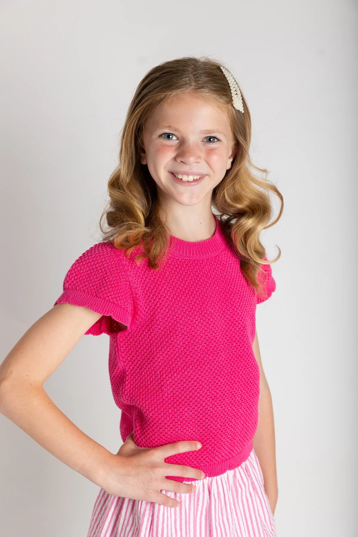 Short Sleeve Sweater With Scallop Edges