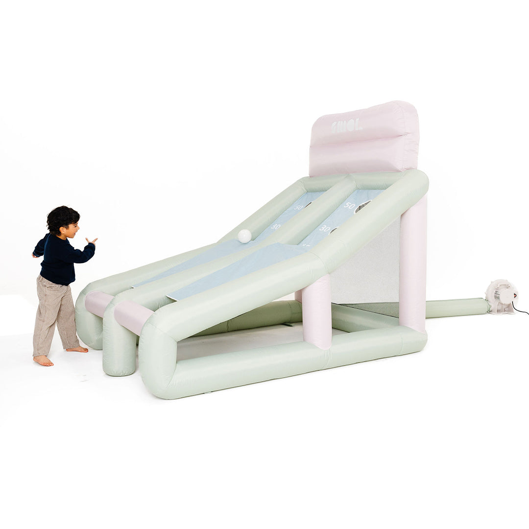 Smol Roll Score Inflatable Lifestyle Image 