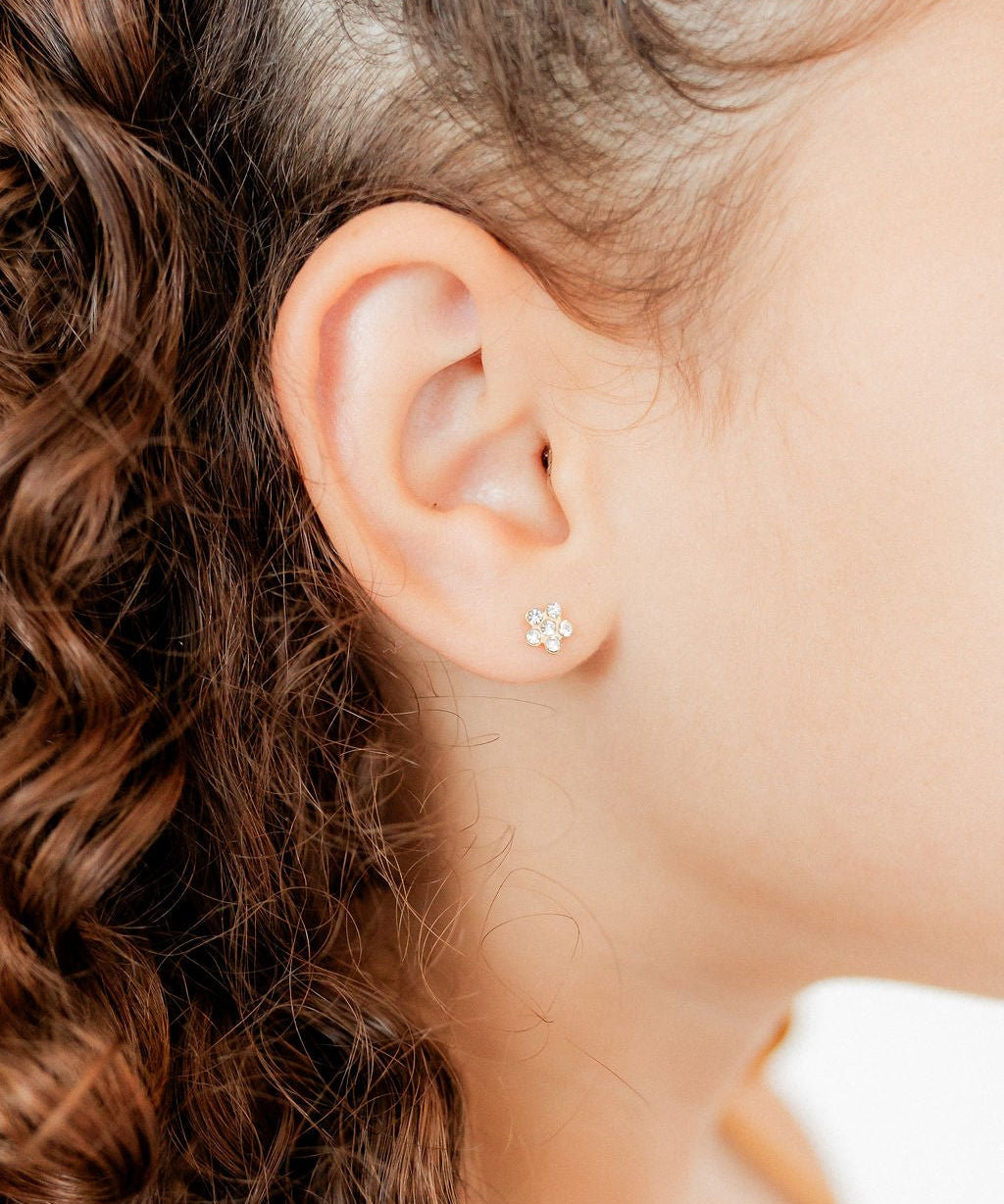Screwback Stud Earrings - Lyla Clear
