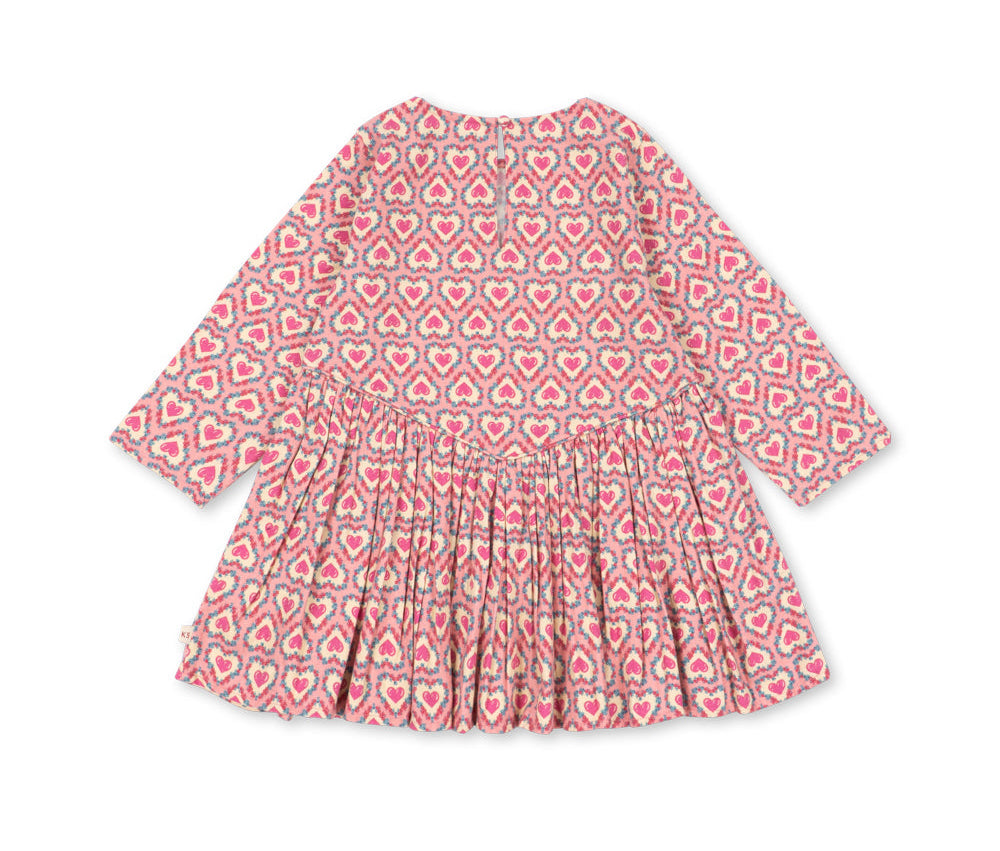 Soft dress in a light and breathable organic cotton fabric. Designed in a casual silhouette with a loose skirt and voluminous sleeves.
