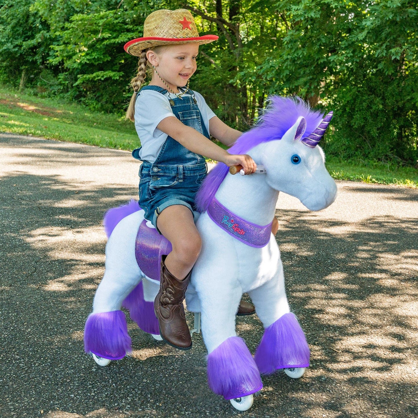 Model U® Ride-On Unicorn Age 3-4 Purple