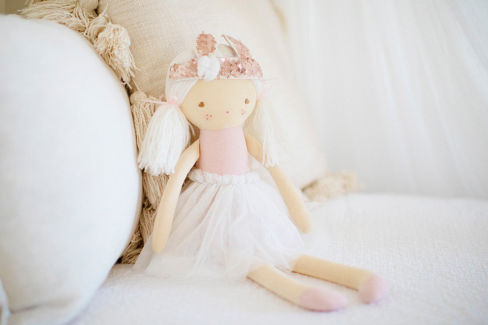 Alimrose Sienna Doll - Pale Pink