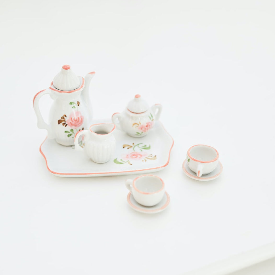 Tiny Tea Set